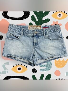 So | Vintage Y2K Light Wash Blue Denim Low Rise Shorts